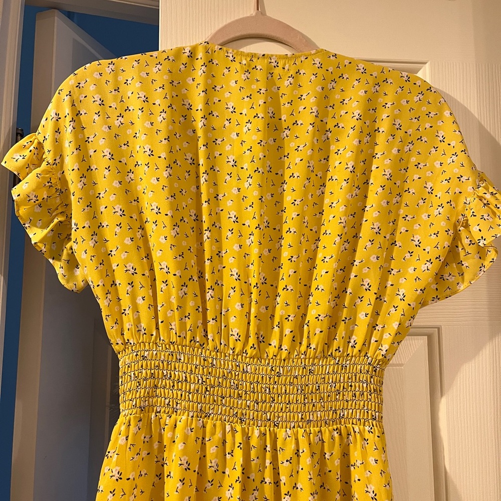 Dress - Picture 3 of 3